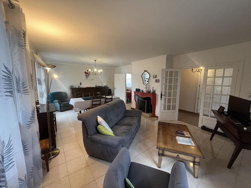 Maison traditionnelle LUX (71100) BOUCA ET FICHOT TRANSACTIONS