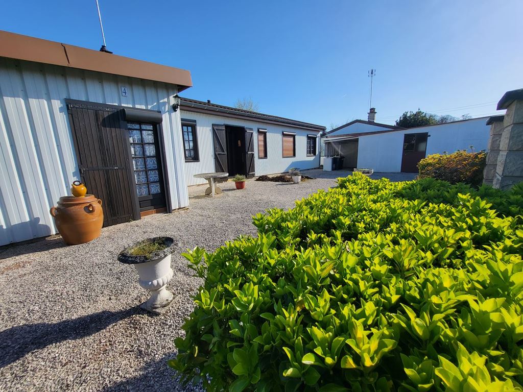 Maison de plain pied ST REMY (71100) BOUCA ET FICHOT TRANSACTIONS